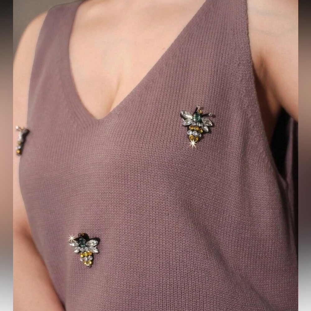 💎 PLUS Embellished Sweater 💎 - Picture 5 of 6